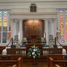 Kahal Kadosh Beth Elohim, view toward the bimah