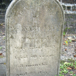 Gravestone of Bernard Levy (1789–1869)